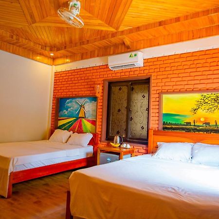 Hillside View Homestay 퐁냐 외부 사진