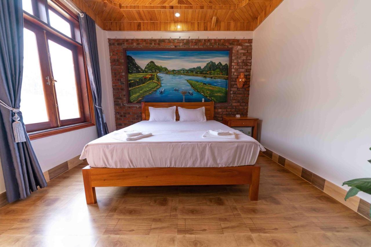 Hillside View Homestay 퐁냐 외부 사진